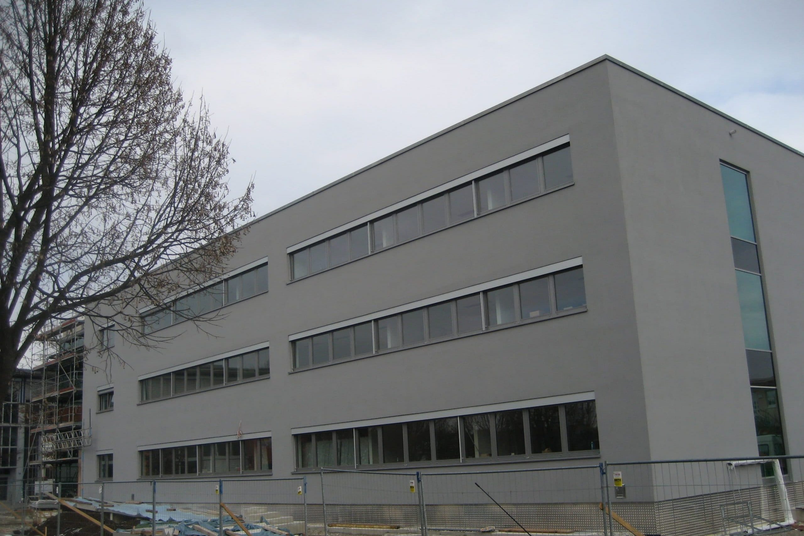 VR Dienststelle RO 1 scaled 2559x1706 - VR Bank Rosenheim Chiemsee eG Dienstleistungszentrum