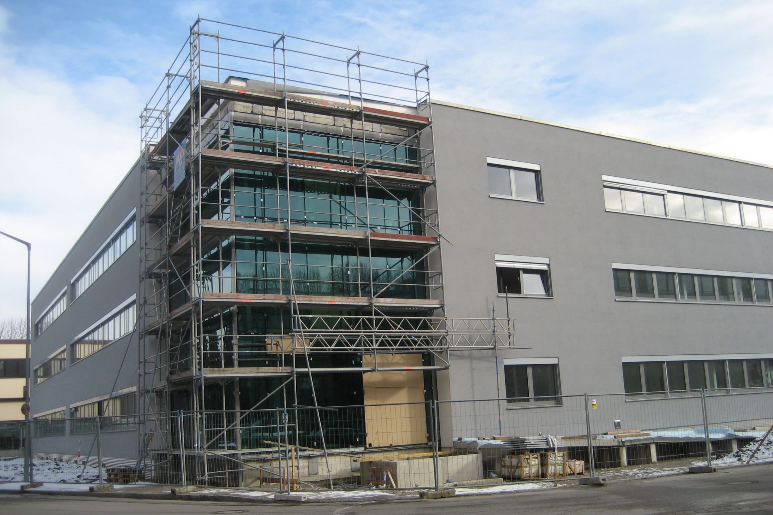 VR Dienststelle RO 2 scaled 2559x1706 - VR Bank Rosenheim Chiemsee eG Dienstleistungszentrum