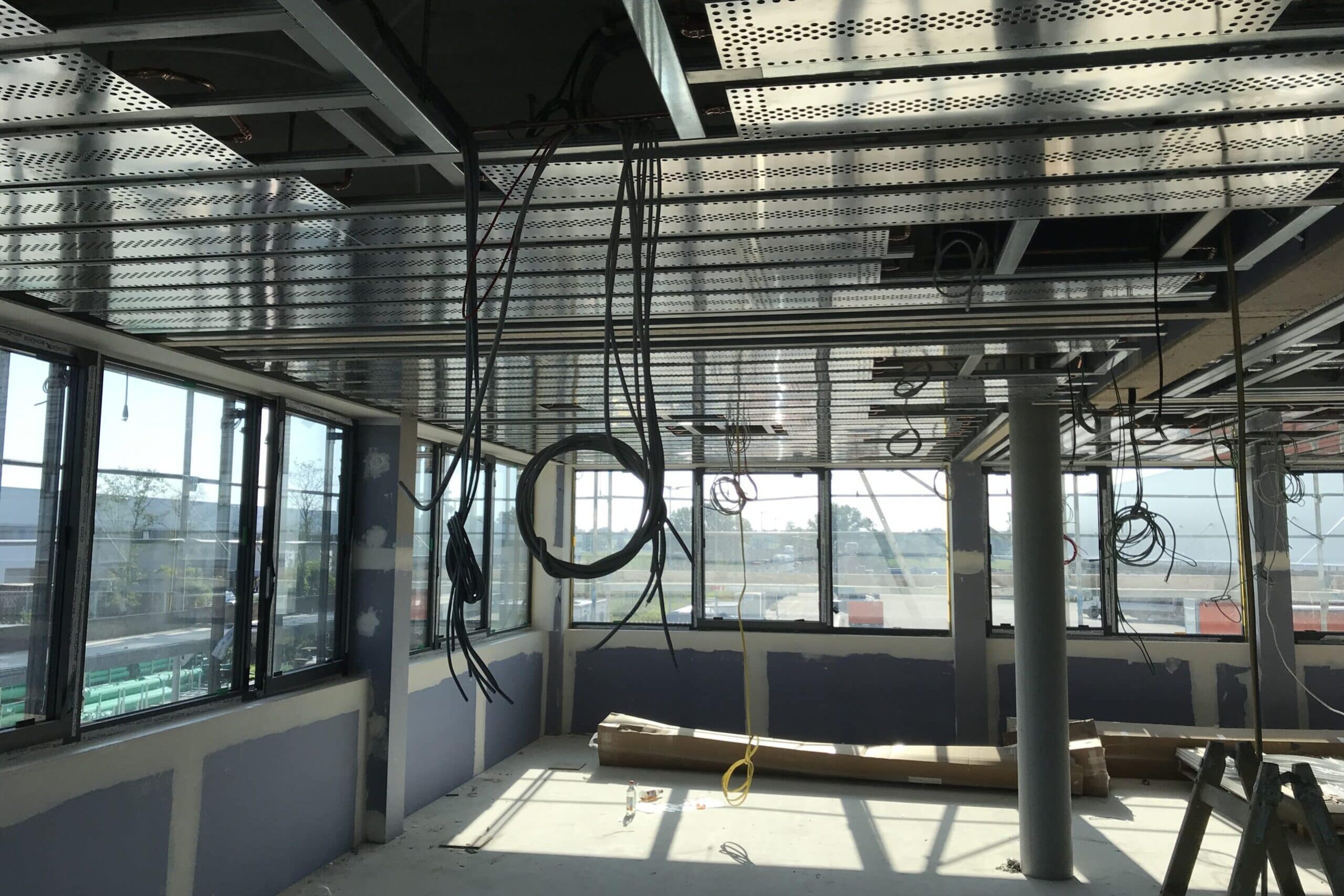 18029 innen3 scaled 2559x1706 - Verwaltungsgebäude Richter + Frenzel GmbH  Co. KG