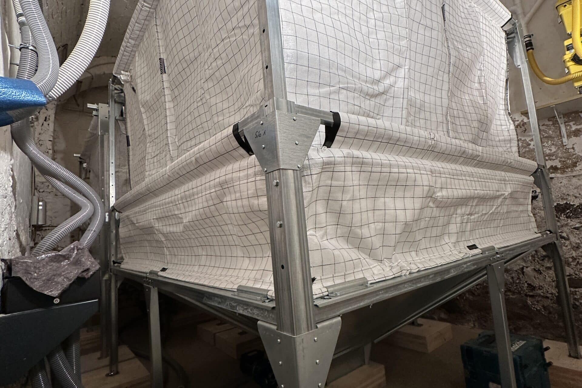 Pelletslager 2 scaled 1920x1280 - Vermessungsamt Wasserburg