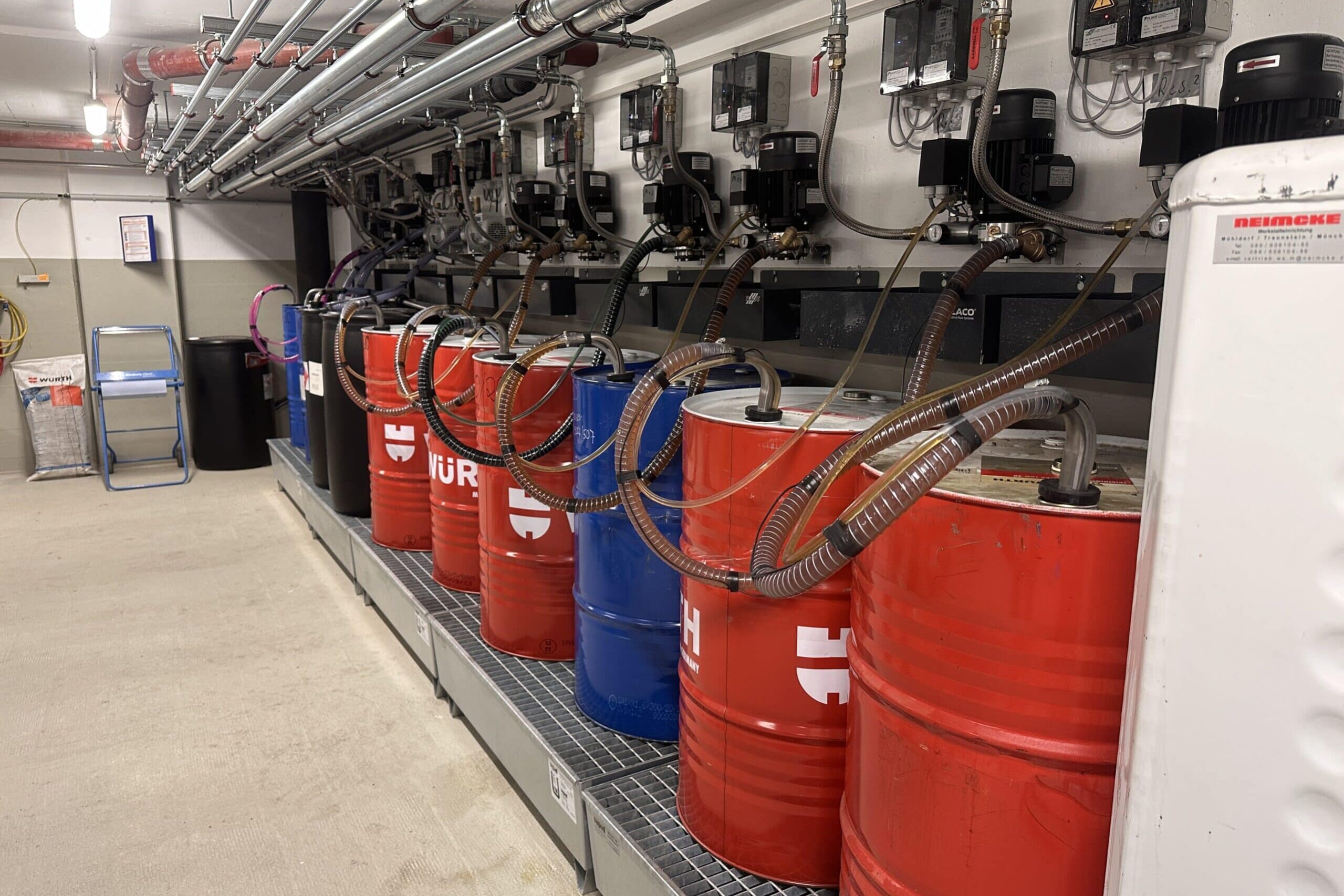 19035 Fasslager scaled 2559x1706 - Bundespolizei MUC - San. Gebäude 13 KFZ-Werkstatt